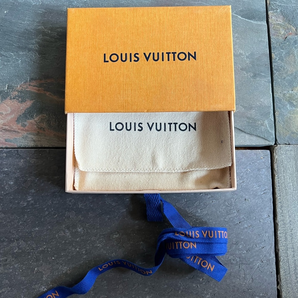 LOUIS VUITTON Storage Box, Dust pouch, Ribbon - SMALL